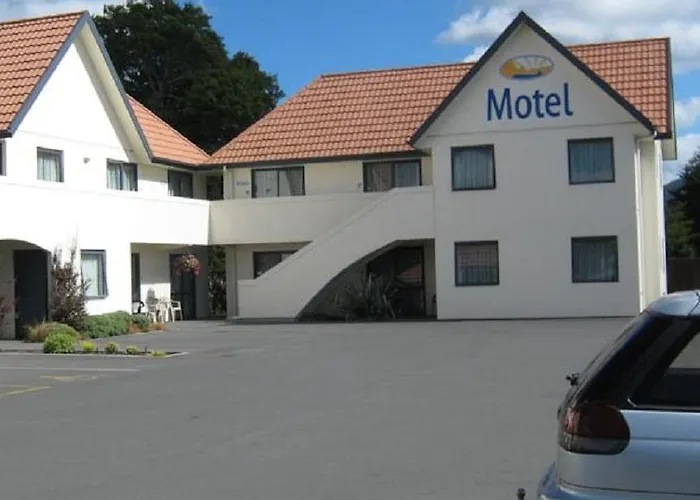 Bella Vista Motel 4*