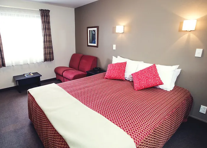 Bella Vista Motel 4*